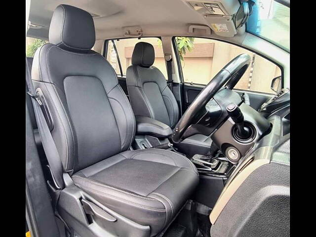 Used Tata Hexa [2017-2019] XTA 4x2 7 STR in Surat