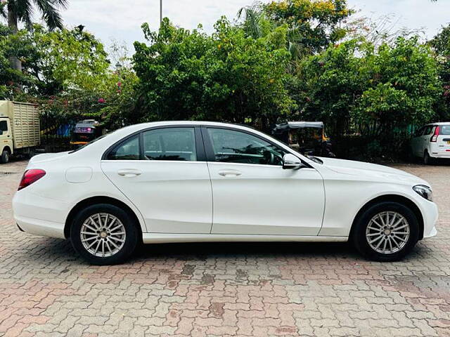 Used Mercedes-Benz C-Class [2014-2018] C 220 CDI Avantgarde in Mumbai