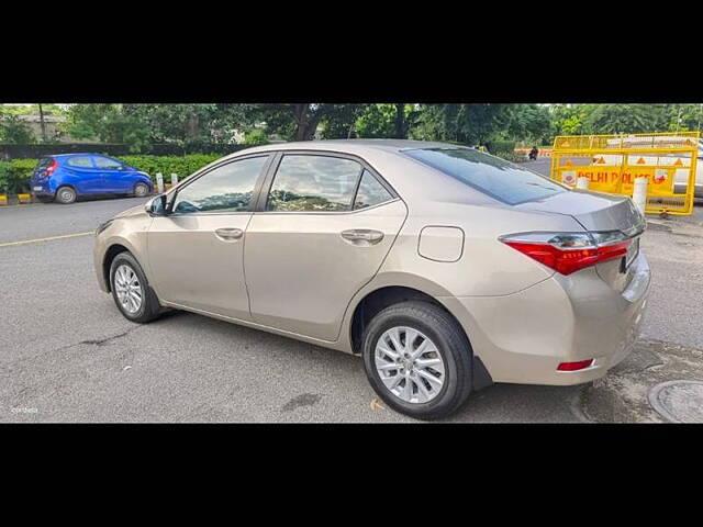 Used Toyota Corolla Altis [2014-2017] GL Petrol in Delhi