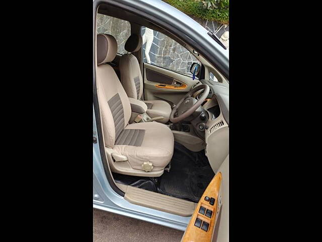 Used Toyota Innova [2005-2009] 2.5 V 8 STR in Mumbai