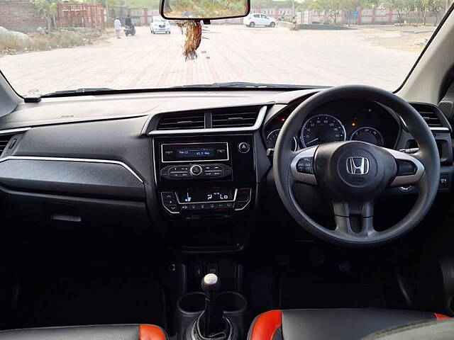 Used Honda BR-V V Petrol in Delhi