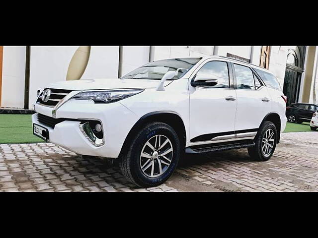 Used Toyota Fortuner [2016-2021] 2.8 4x4 AT [2016-2020] in Delhi