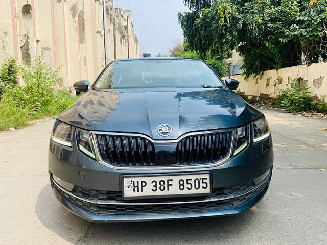 Used 2020 Skoda Octavia in Delhi