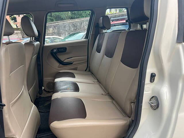 Used Mahindra TUV300 [2015-2019] T4 in Kolkata