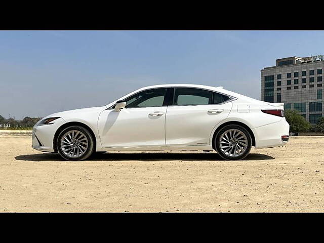 Used Lexus ES 300h Luxury [2020-2021] in Delhi