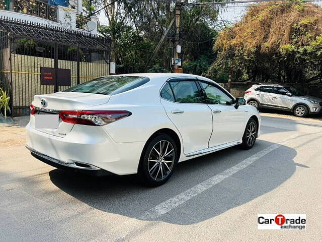 Used Toyota Camry Hybrid in Delhi