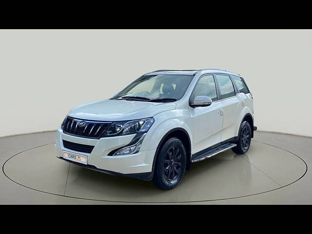 Used Mahindra XUV500 [2015-2018] W10 1.99 in Lucknow