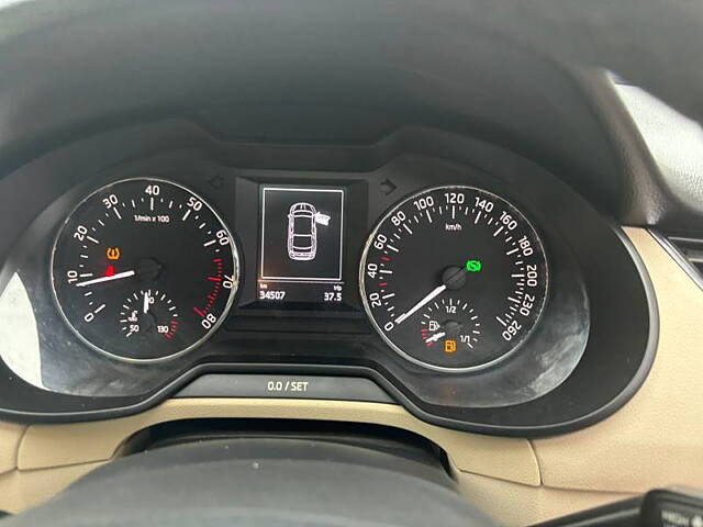 Used Skoda Octavia [2017-2021] 1.8 TSI Style Plus AT [2017] in Mumbai