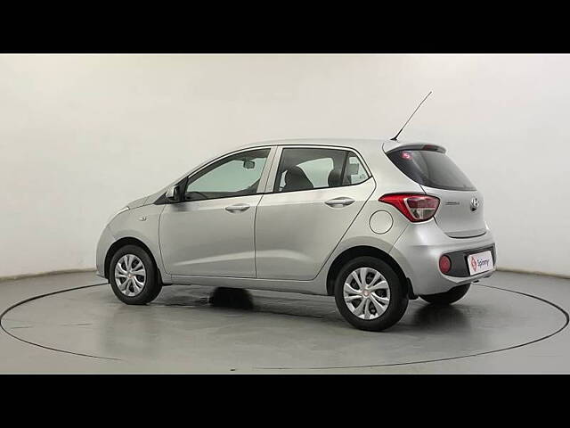 Used Hyundai Grand i10 Magna 1.2 Kappa VTVT in Ahmedabad