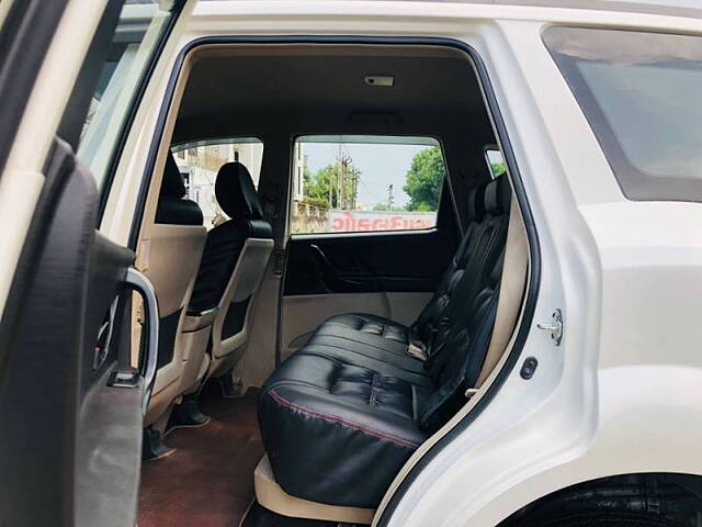 Used Mahindra XUV500 [2015-2018] W4 1.99 in Kheda