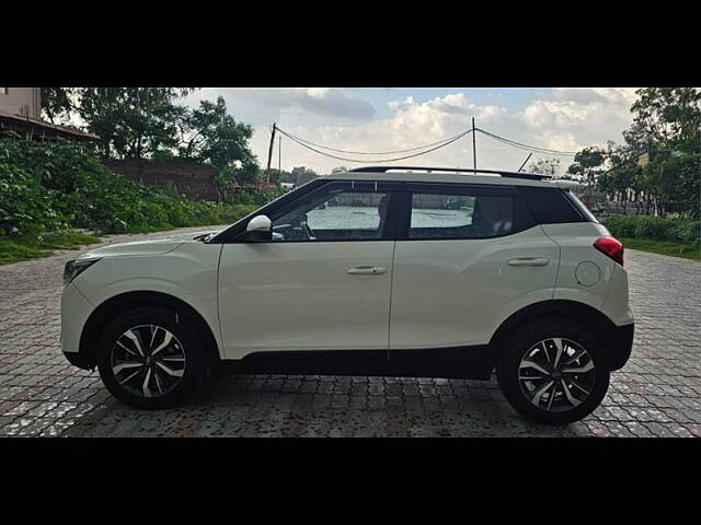 Used Mahindra XUV300 [2019-2024] W8 (O) 1.5 Diesel AMT in Delhi