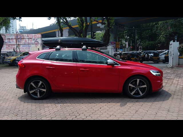 Used Volvo V40 [2016-2019] D3 R-Design in Mumbai