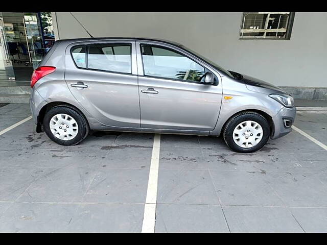 Used Hyundai i20 [2010-2012] Magna 1.2 in Kolkata