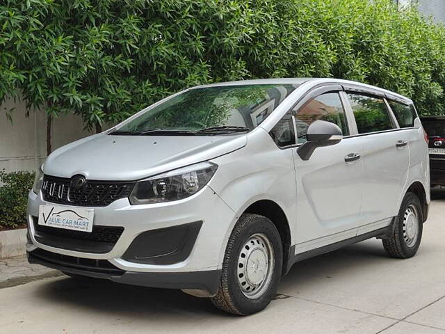 Used Mahindra Marazzo [2018-2020] M2 8 STR in Hyderabad