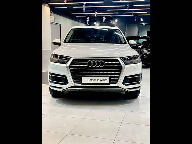 Used 2017 Audi Q7 in Pune