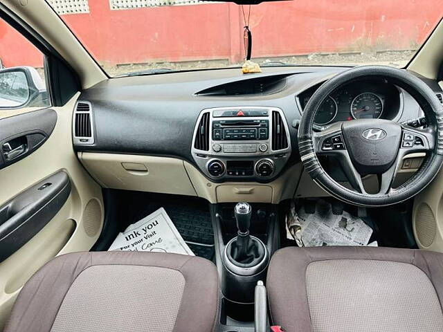 Used Hyundai i20 [2012-2014] Sportz 1.4 CRDI in Surat