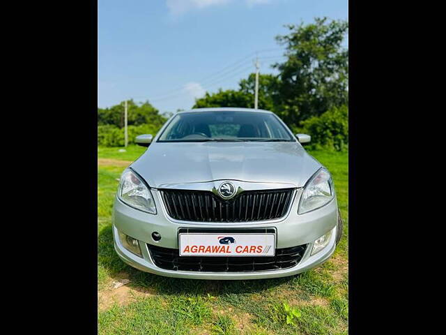 Used Skoda Rapid [2011-2014] Elegance 1.6 TDI CR MT in Vadodara