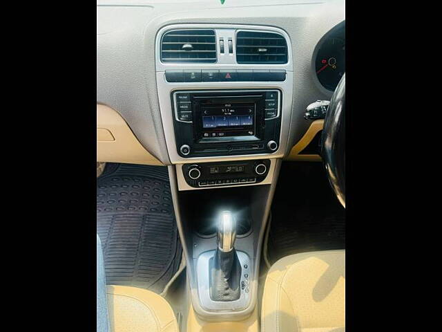 Used Volkswagen Vento [2015-2019] Highline Plus 1.5 AT (D) 16 Alloy in Pune