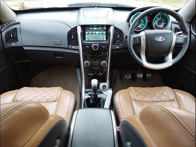 Used Mahindra XUV500 W11 in Hyderabad