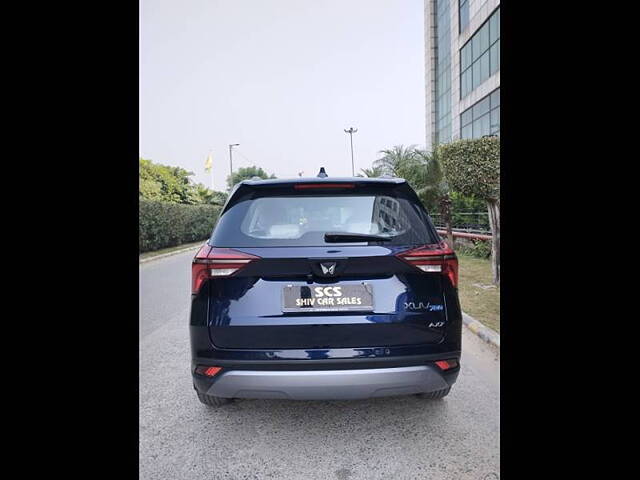 Used Mahindra XUV700 AX 7 Petrol AT 7 STR [2021] in Delhi