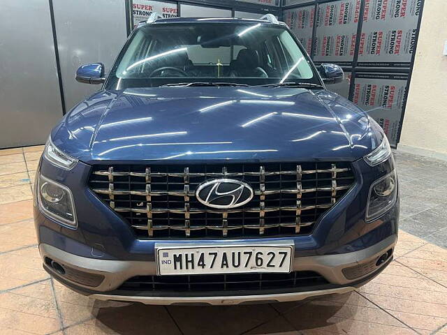 Used 2020 Hyundai Venue in Mumbai