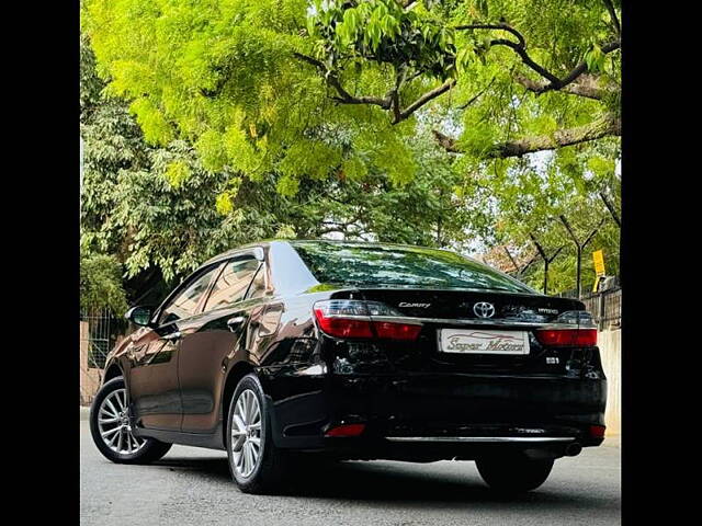 Used Toyota Camry Hybrid in Delhi