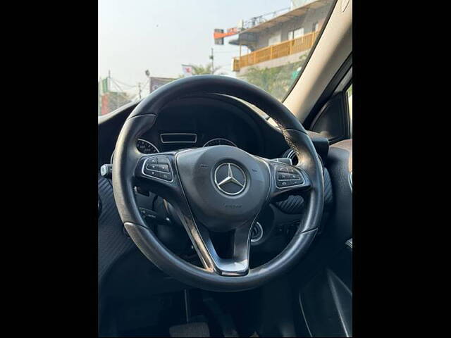 Used Mercedes-Benz GLA [2017-2020] 200 d Sport in Delhi