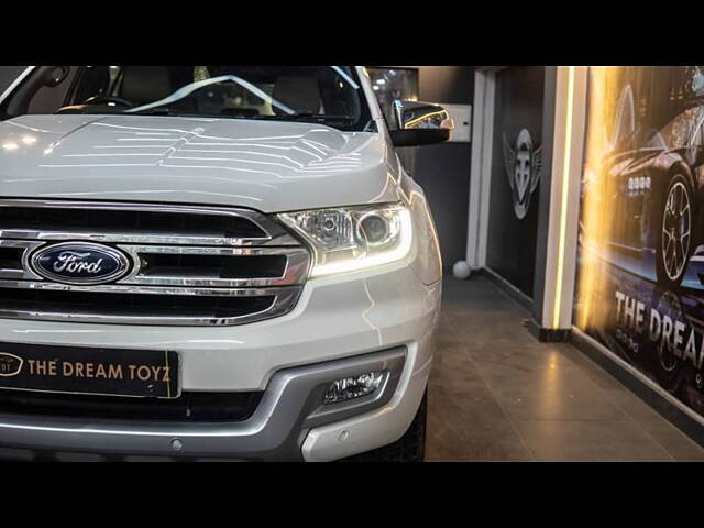 Used Ford Endeavour [2016-2019] Titanium 3.2 4x4 AT in Delhi