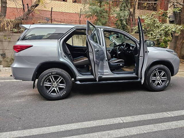 Used Toyota Fortuner [2016-2021] 2.8 4x2 AT [2016-2020] in Delhi