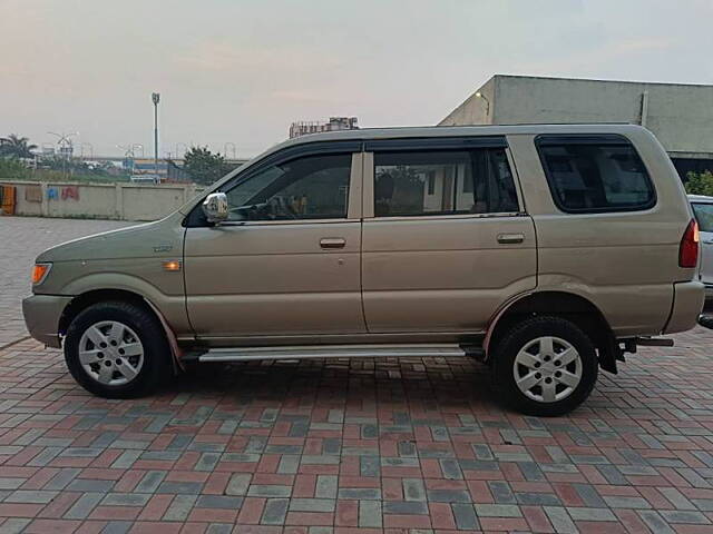 Used Chevrolet Tavera Neo 3-10 STR BS-III in Nagpur