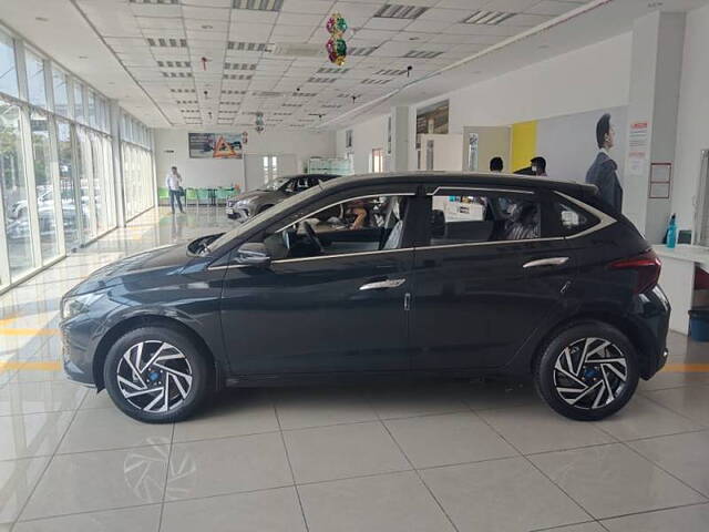 Used Hyundai i20 [2020-2023] Asta 1.2 MT [2020-2023] in Bangalore