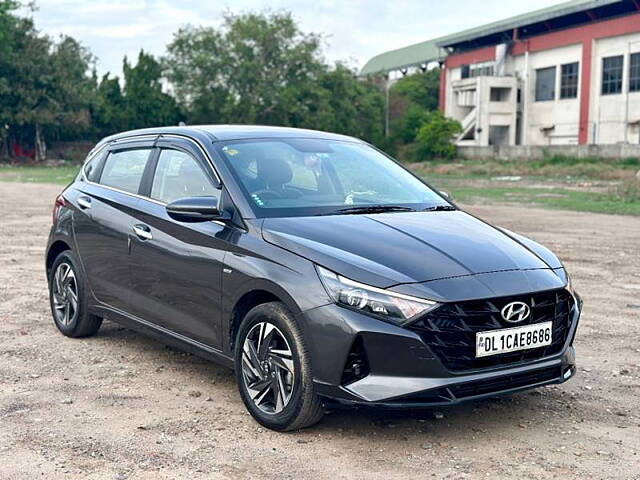 Used Hyundai i20 [2020-2023] Asta 1.2 IVT in Delhi