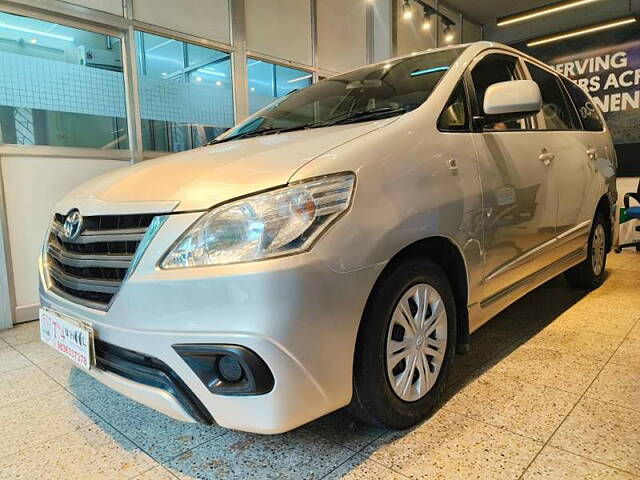 Used Toyota Innova [2015-2016] 2.5 G BS IV 8 STR in Kolkata