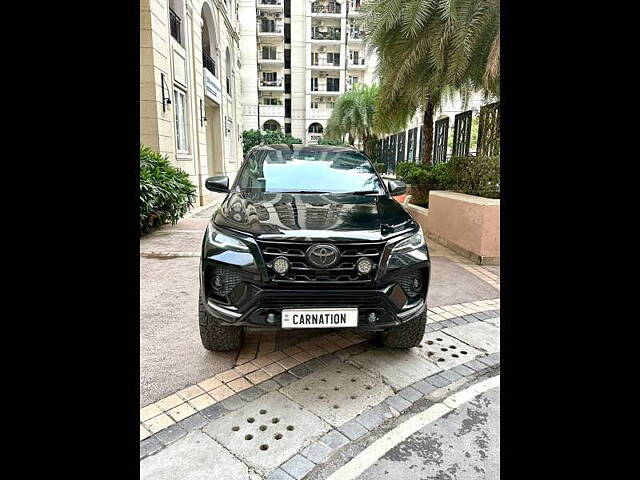 Used Toyota Fortuner 4X2 AT 2.8 Diesel in Delhi