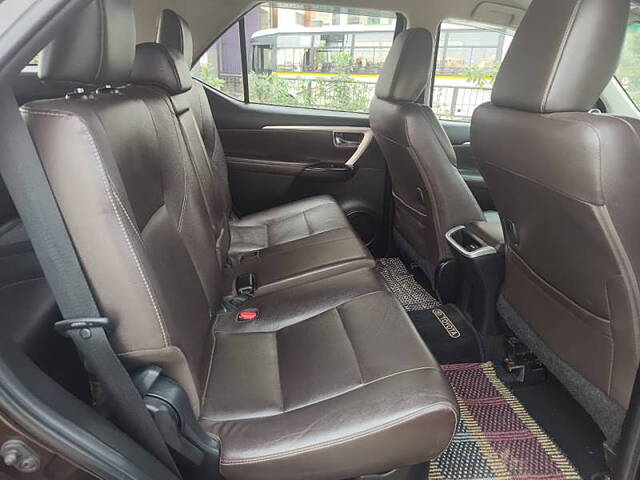 Used Toyota Fortuner [2016-2021] 2.8 4x2 AT [2016-2020] in Bangalore