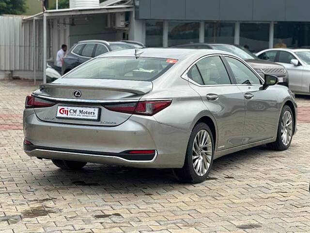 Used Lexus ES 300h Luxury [2020-2021] in Ahmedabad