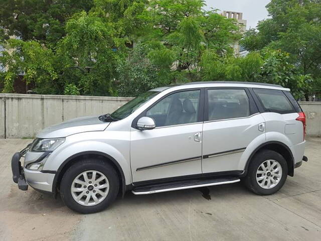 Used Mahindra XUV500 [2015-2018] W10 1.99 in Ahmedabad