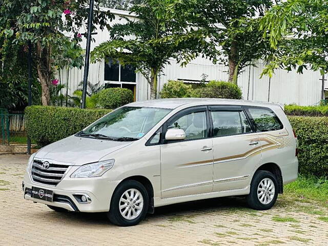 Used Toyota Innova [2013-2014] 2.5 VX 7 STR BS-III in Bangalore