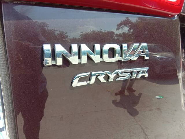 Used Toyota Innova Crysta [2016-2020] 2.8 GX AT 7 STR [2016-2020] in Ahmedabad