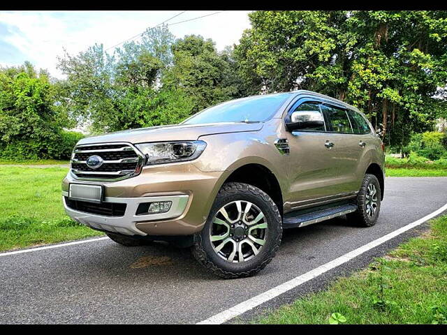 Used Ford Endeavour Titanium Plus 2.0 4x4 AT in Delhi