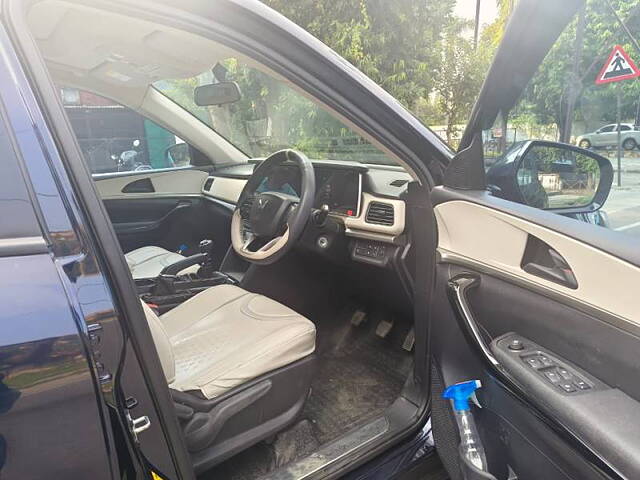 Used Mahindra XUV700 AX 3 Petrol MT 5 STR [2021] in Lucknow