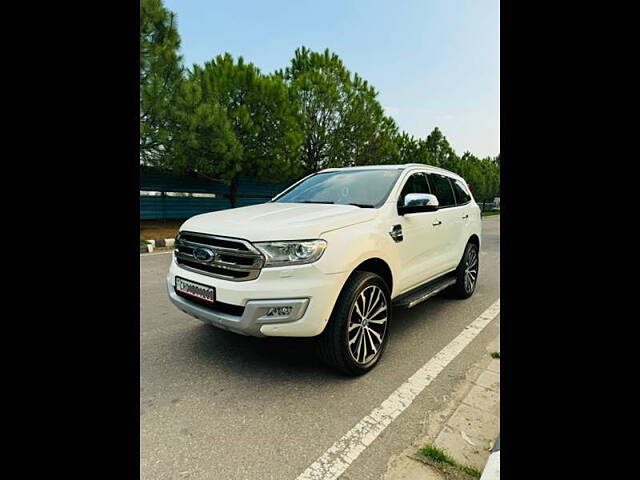 Used 2016 Ford Endeavour in Chandigarh