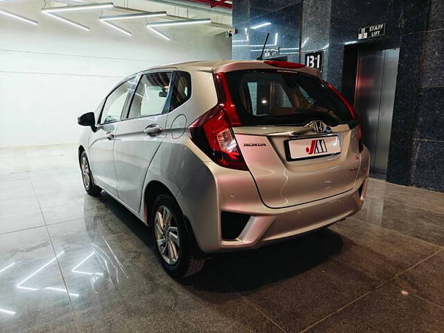 Used Honda Jazz [2015-2018] V AT Petrol in Ahmedabad