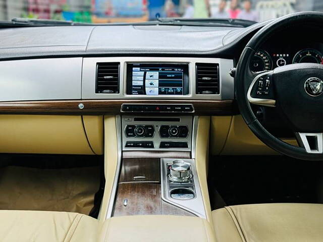 Used Jaguar XF [2013-2016] 2.2 Diesel Luxury in Kolkata