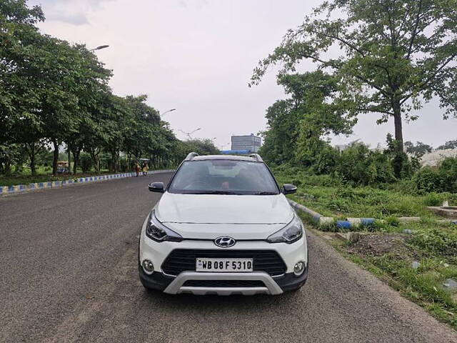 Used 2018 Hyundai i20 Active in Kolkata