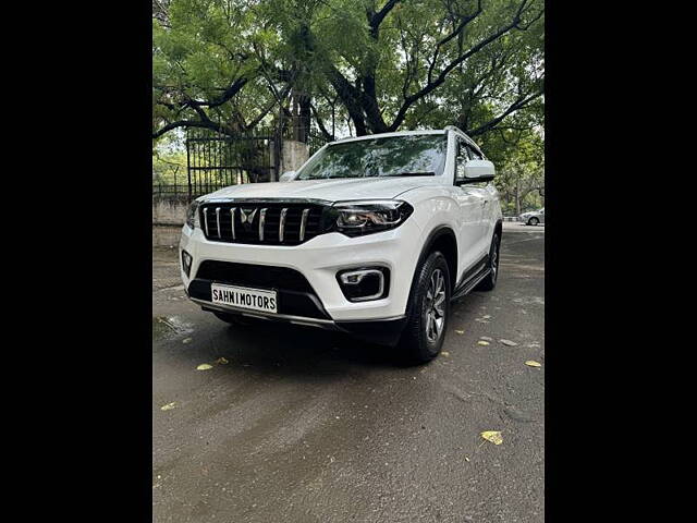 Used Mahindra Scorpio N Z8 L Petrol MT 7 STR [2022] in Delhi