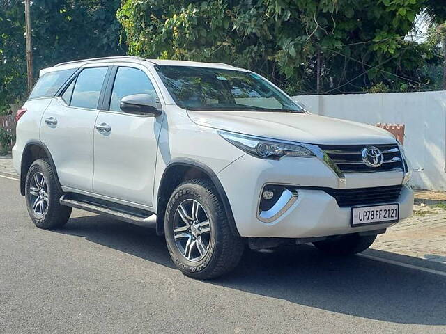 Used Toyota Fortuner [2016-2021] 2.8 4x2 AT [2016-2020] in Kanpur