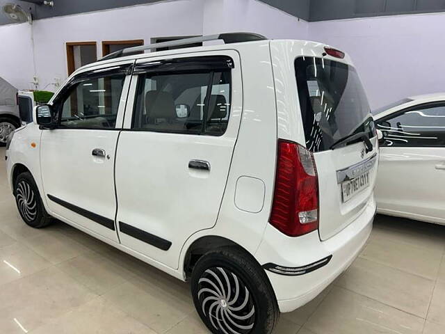 Used Maruti Suzuki Wagon R 1.0 [2014-2019] VXI AMT in Kanpur