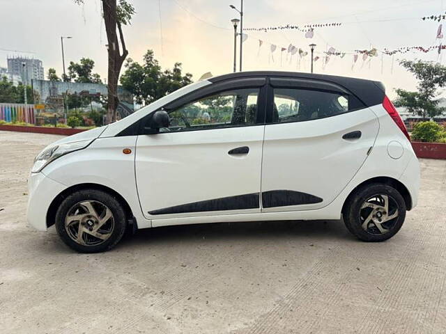 Used Hyundai Eon Magna + in Surat