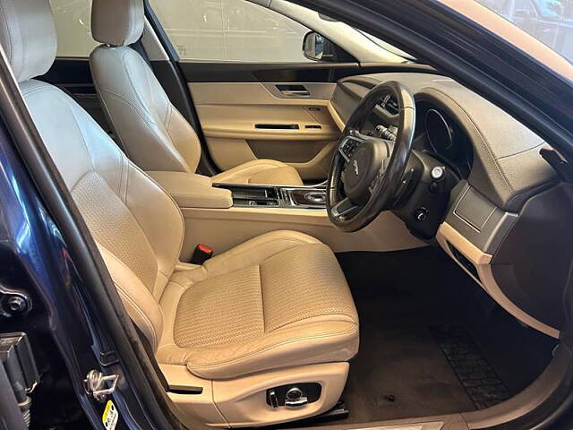 Used Jaguar XF Prestige Diesel CBU in Gurgaon